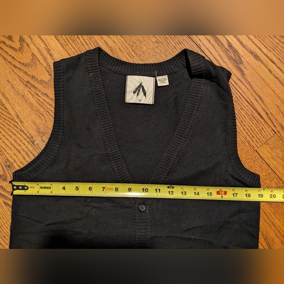 Buttom-Down Black Sweater Vest - Picture 4 of 4
